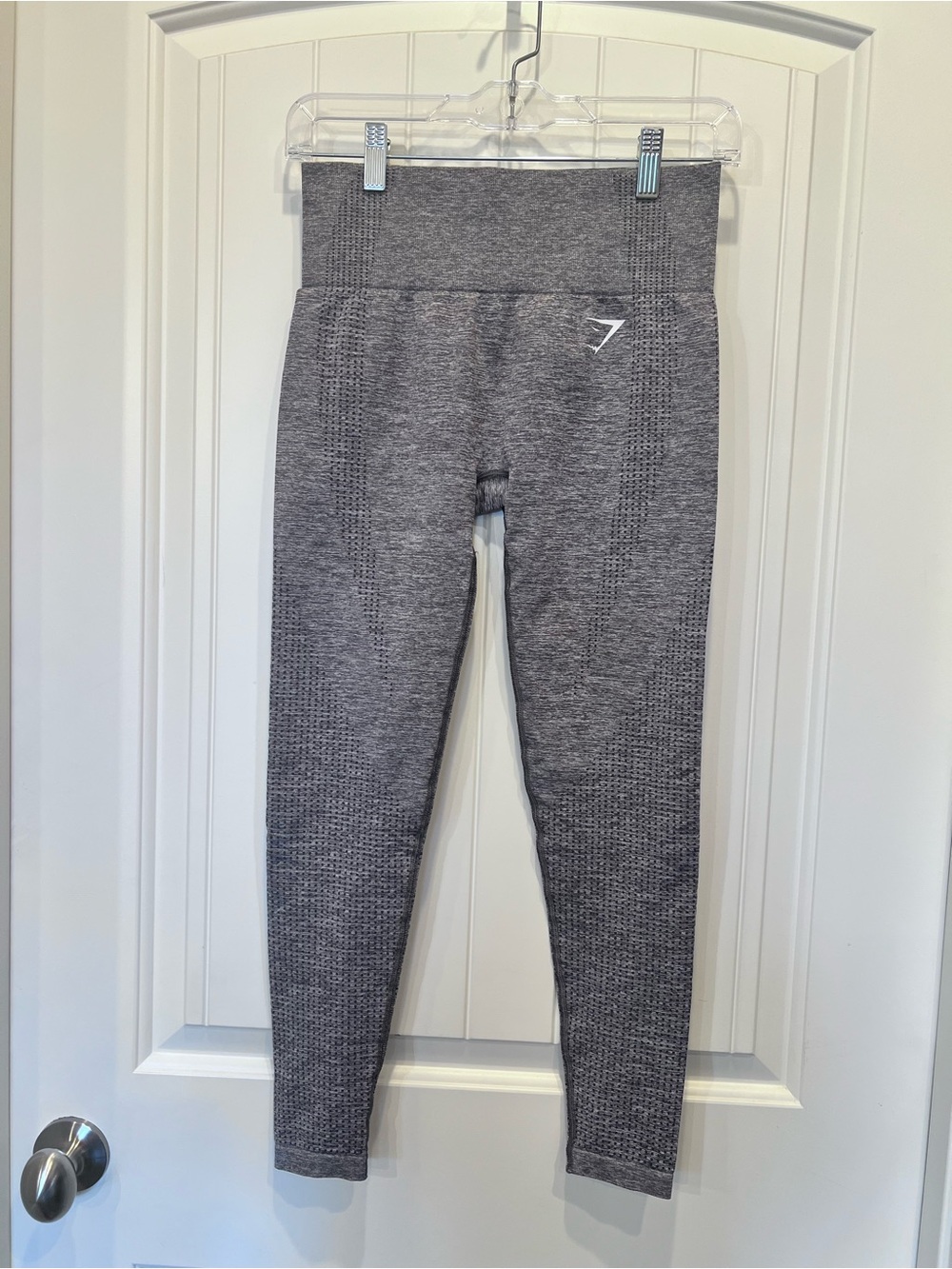 Gymshark Vital Seamless 2.0 Leggings in a grey marl color Sz Small